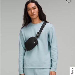 Lululemon everywhere belt bag